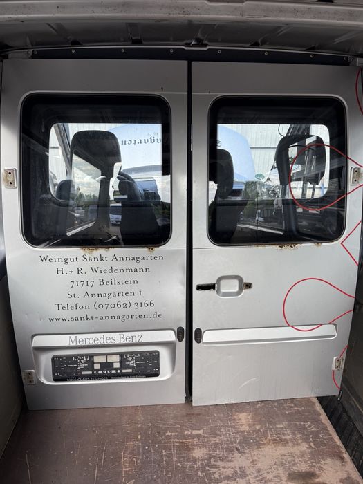 Продам двері Mersedes sprinter