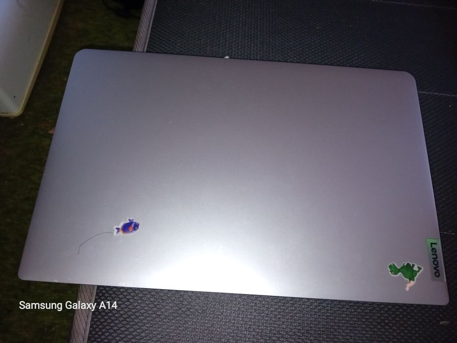 Portátil lenovo ideapad 1 (15",7)