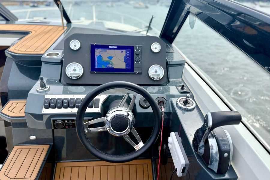 Łódź Motorowa PARKER 800 Cruiser