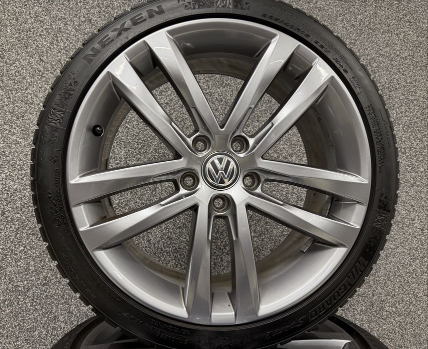 Oryginalne koła zimowe alufelgi 18 VW Golf 6 VI 7 VII GTI GTD