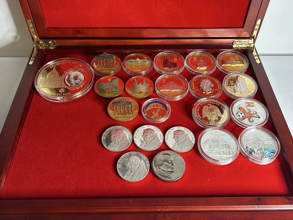 Колекція памʼятних монет