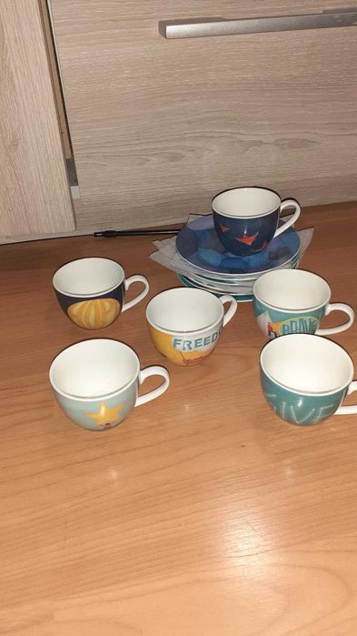 Conjunto pires e chavenas café Gato Preto NOvo