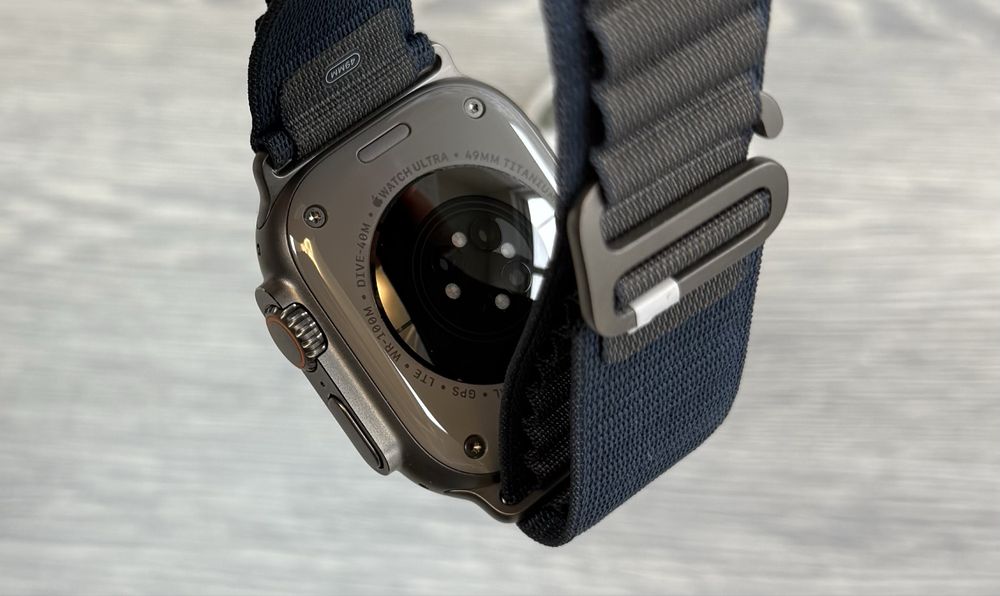 Apple Watch  Ultra 2 / 49 mm GPS LTE / 100%