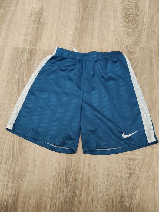 Letnie spodenki  Nike rozm. S
