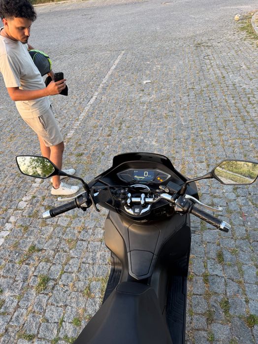 Honda PCX 2023 Nova