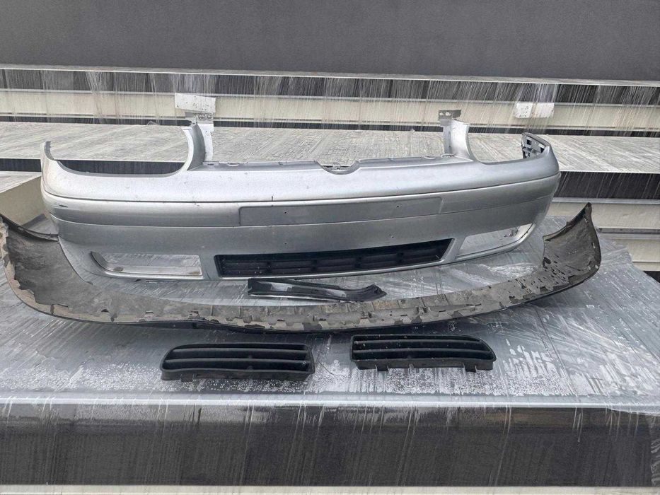 Zderzak przód Golf IV