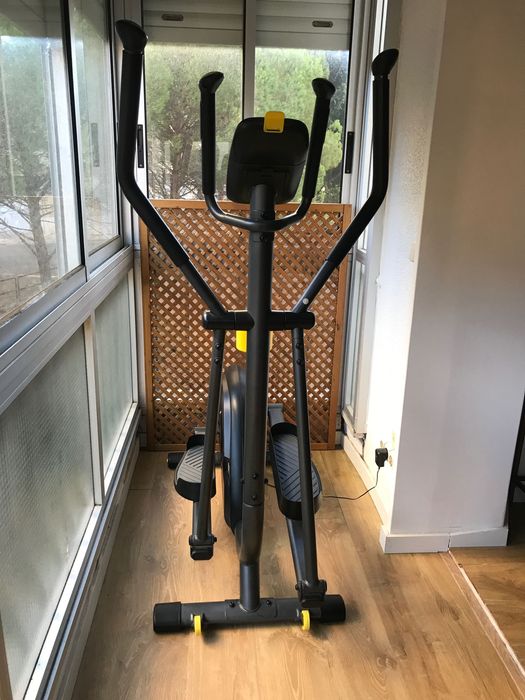 Bicicleta elíptica praticamente nova