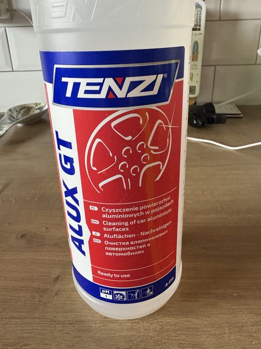 Preparat do czyszczenia felg aluminiowych Tenzi