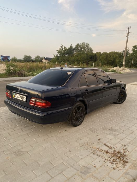 Mercedes w210 e200 cdi 1999р