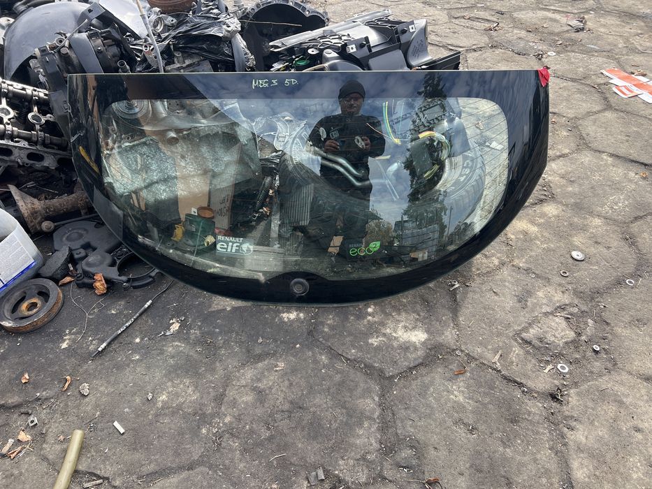 Szyba klapy tyl Renault Megane III, 5f