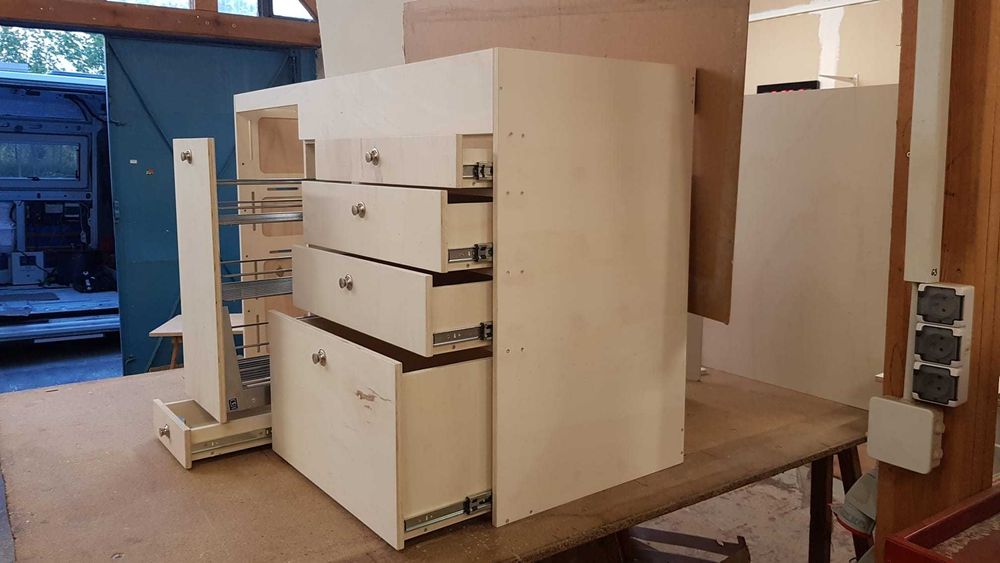 Szafka kuchenna do campervana:Master Movano Interstar meble do kampera