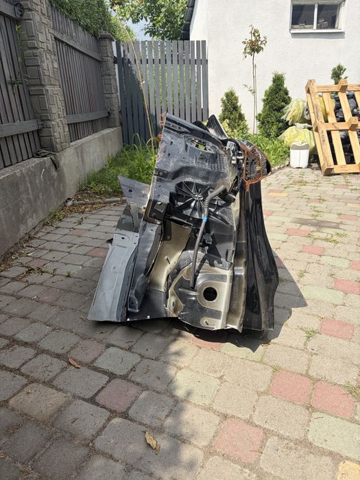 Задня ліва чверть BMW G30 2017-2024 колір 668