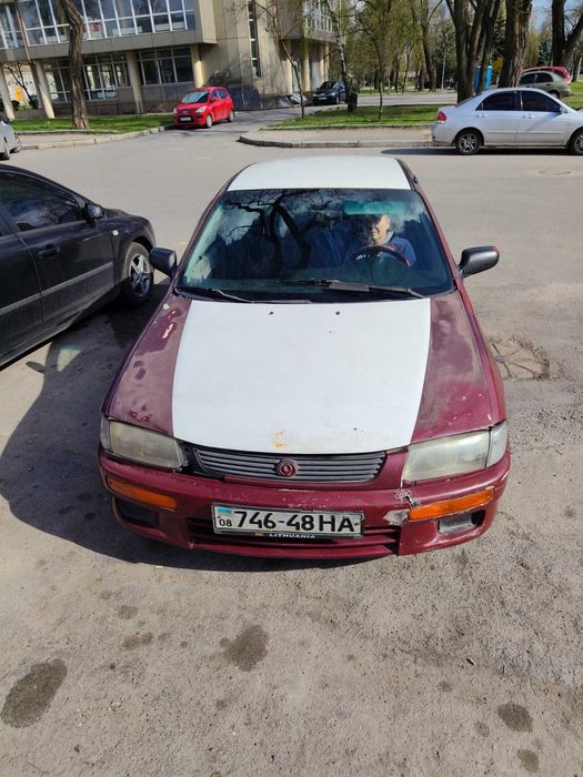 Продам Мазду 323