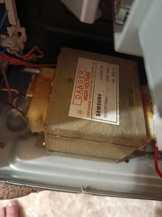 Мікрохвильова піч Samsung ME83KRS-1 по запчастинах