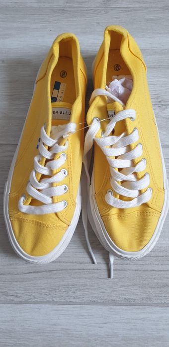 Buty, trampki nowe