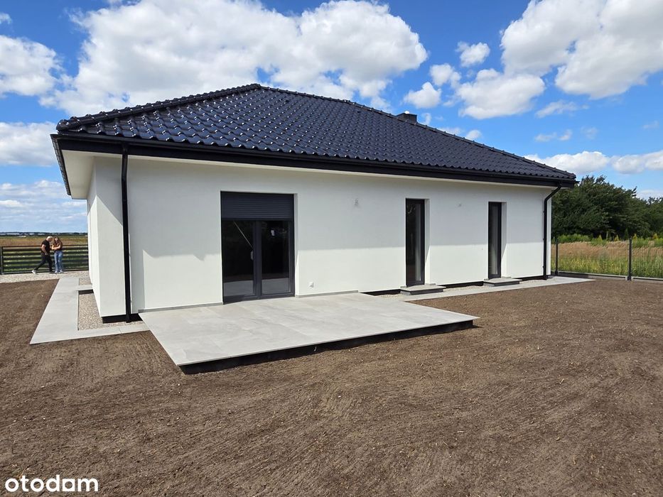 Dom parterowy mieszkalny jednorodzinny o pow. 100,70 m²