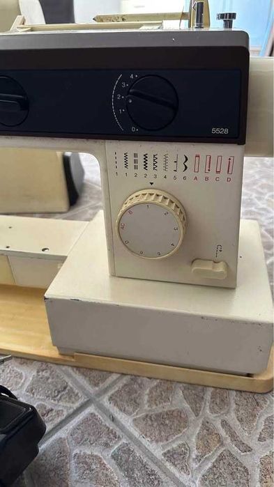 Máquina de Costura Singer Vintage Funcional