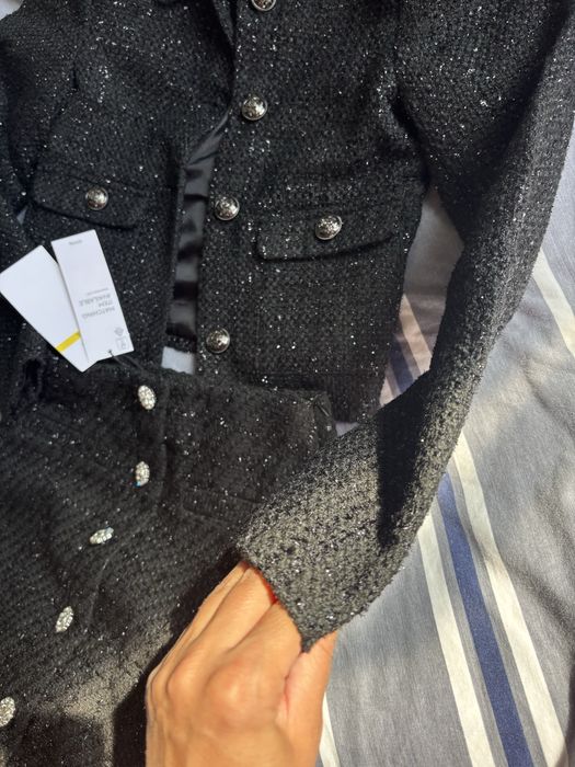 Продам новый костюм размер XXS