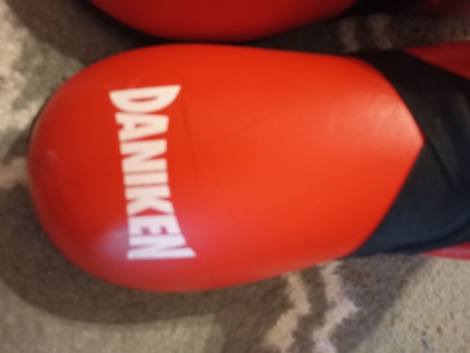 ochraniacze na stopy