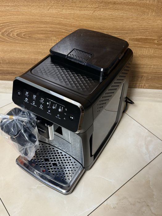Кавоварка Кавомашина PHILIPS LatteGo Series 3200 з Гарантією !