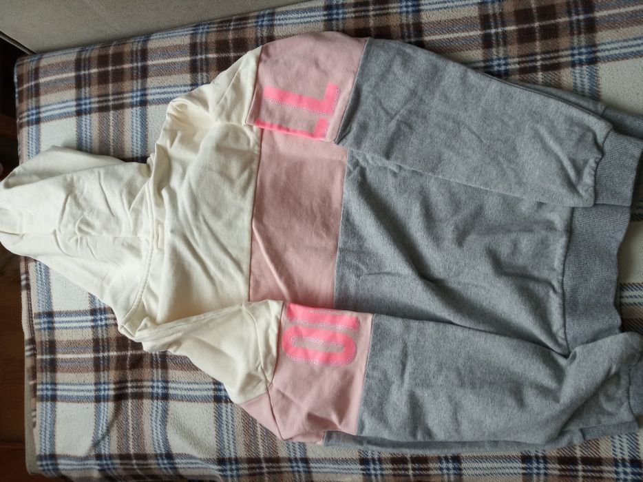 Bluza dziewczęca nowa 164 cm