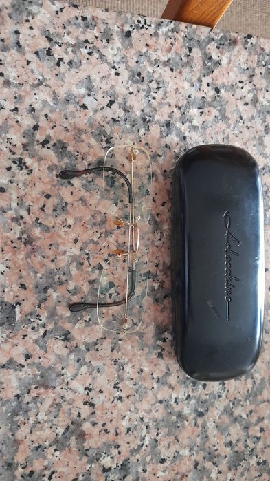 Várias Armações óculos. Para colocar lentes