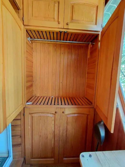 Продаж 1 кімнатної квартири на пр. О.Поля, низ.