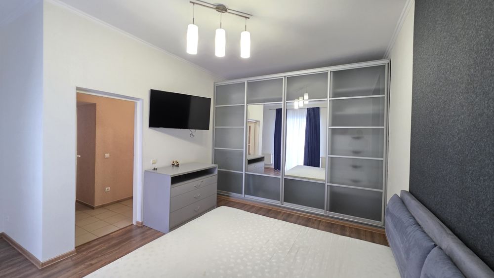 Вільна для оренди 2х кімн квартира типу Таунхаус