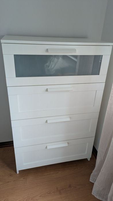 Cómoda Brimnes IKEA