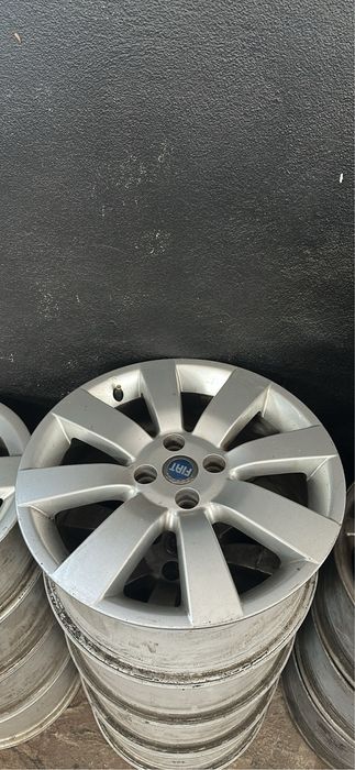 Vendo jantes fiat R16
