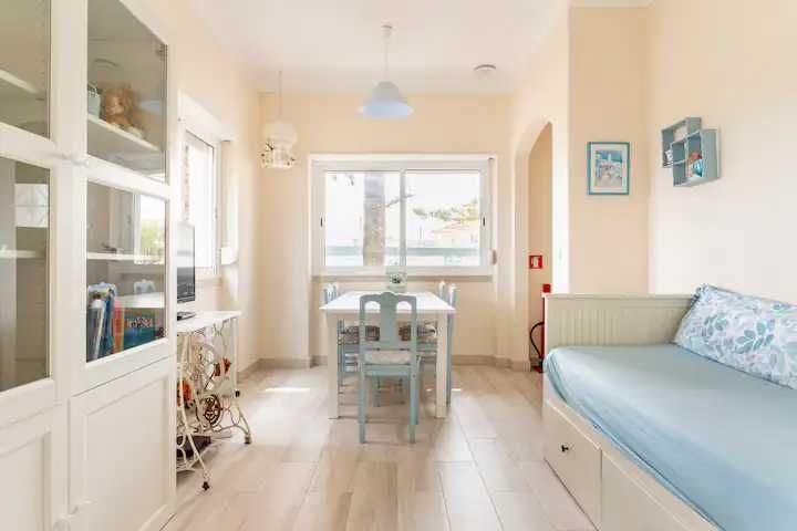 cadeiras muito bonitas em segunda mão