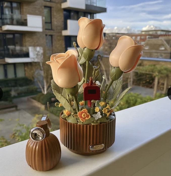 Лего конструктор квіти (розпускаються від пульту) (тільки передзамовл)