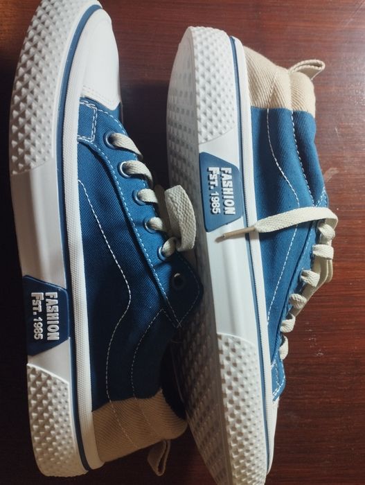 Продам нове взуття