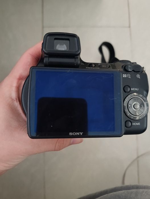 Sony Cyber-shot DSC-H9