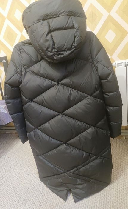 Зимове пальто пуховик