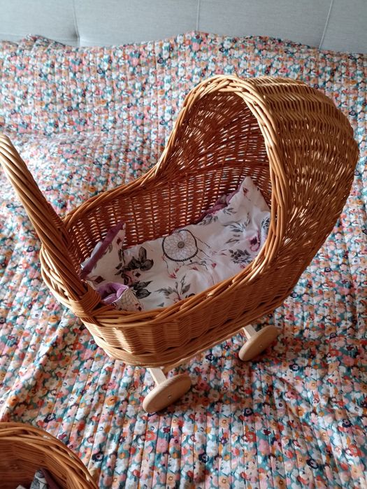 Wózek wiklinowy i kołyska