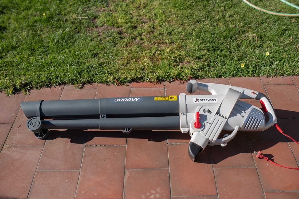 Soprador/Aspirador de Folhas Sterwins 3000W