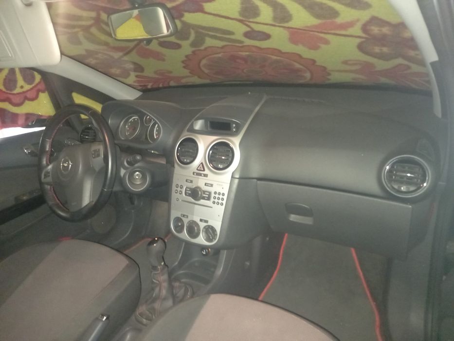 Opel Corsa E 1.2 75cv — photo 4