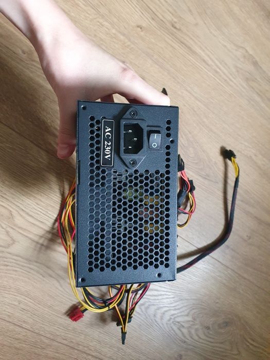 Zasilacz do Komputera 700W