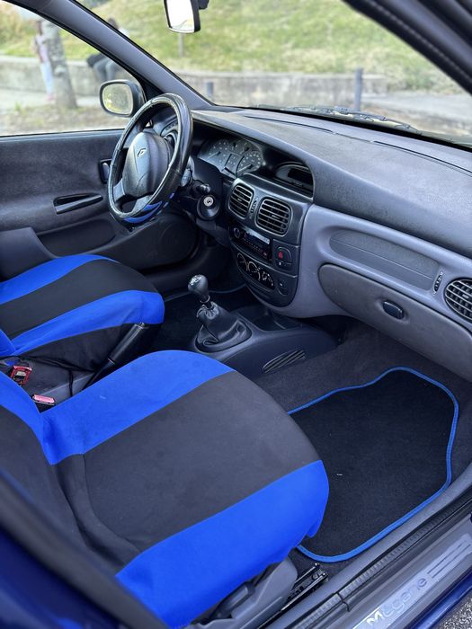 Renault Mégane 1.4 em bom estado