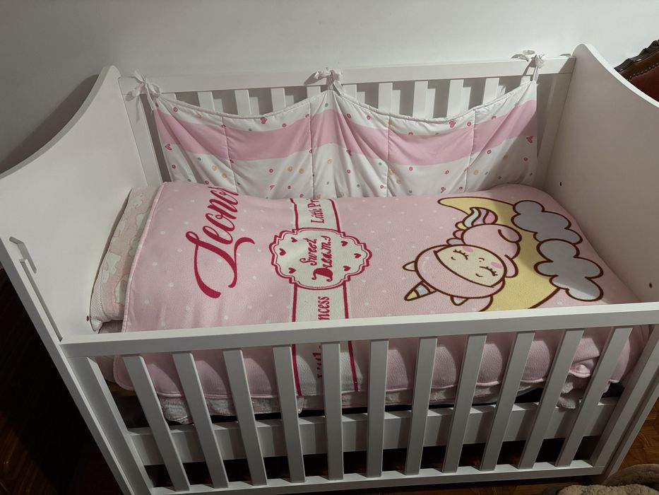 Cama de grades como nova