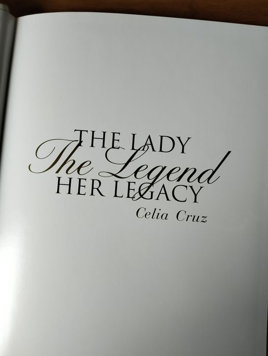 CD duplo + livro Celia Cruz - The Legend