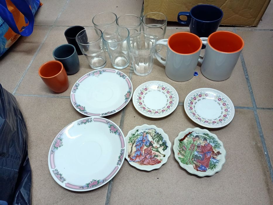 Conjunto variado louça/loiça