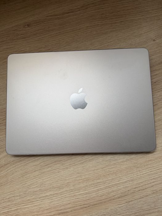 MacBook Air 13 M4 16/256 Księżycowa Poświata
