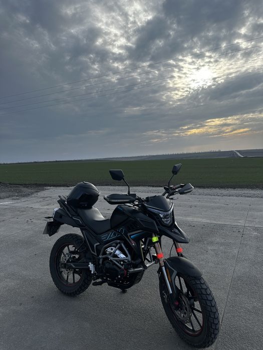 Продам мотоцикл SP 300 T-2