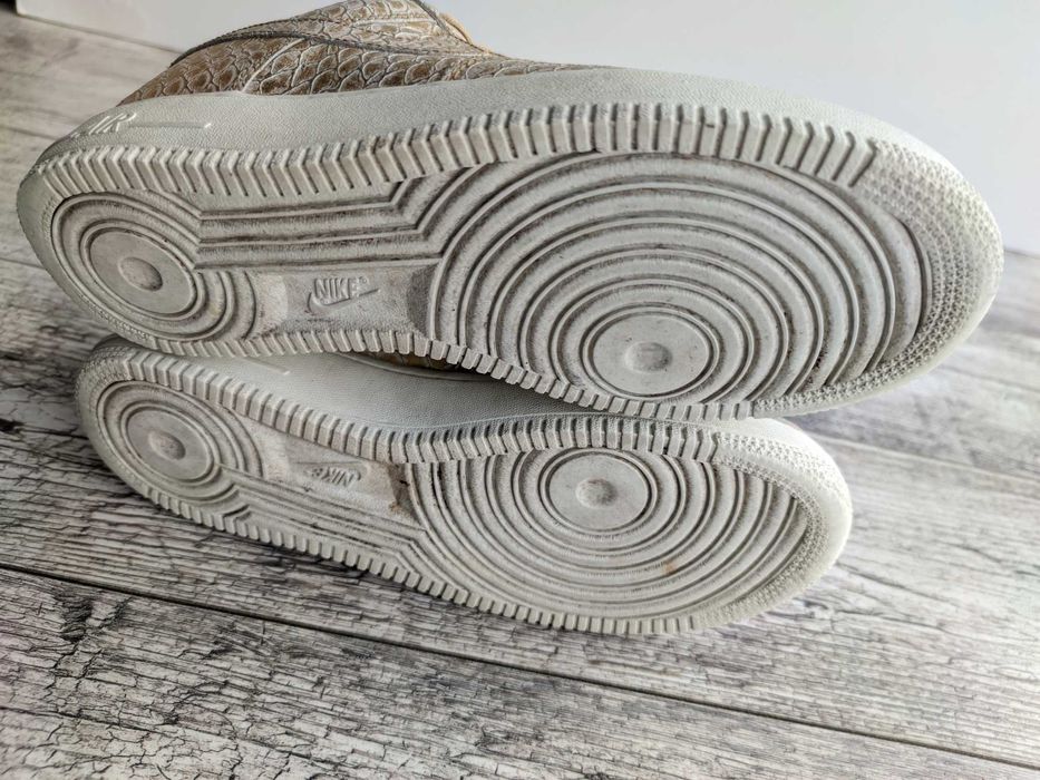 Nike Air Force 1 Low '07 LV8 'Golden Scales' 718152-701 ориг., / 44