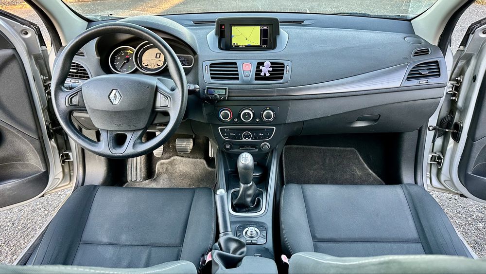 Renault megane sports tuor 1500 dci foto 3