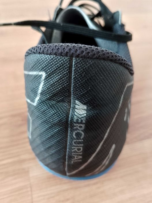 NIKE. Korki męskie.