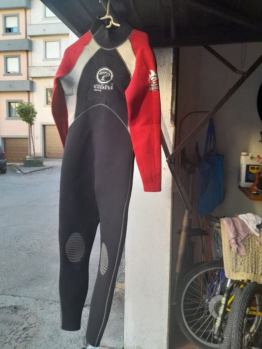 Fato de Neoprene Integral Brial Omni 4/3mm Titanio - Surf / Bodyboard