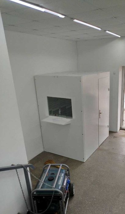 Обмен валют кабинка, обмін валют касовий вузол